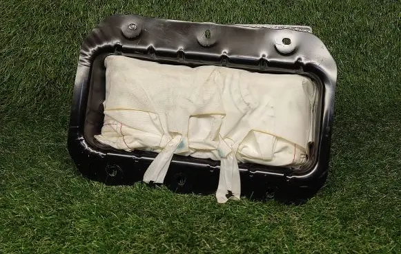 Ford Focus Passenger airbag F1EBA044A74AB