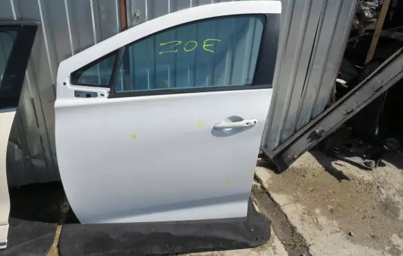 Renault Zoe Front door