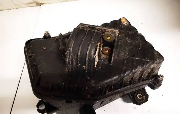 Mazda MX-3 Air filter box b66s
