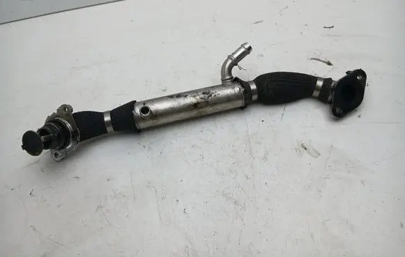 Volvo XC90 EGR valve line/pipe/hose 32242453