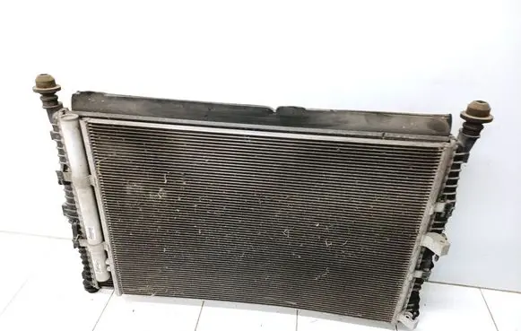 Coolant radiator
