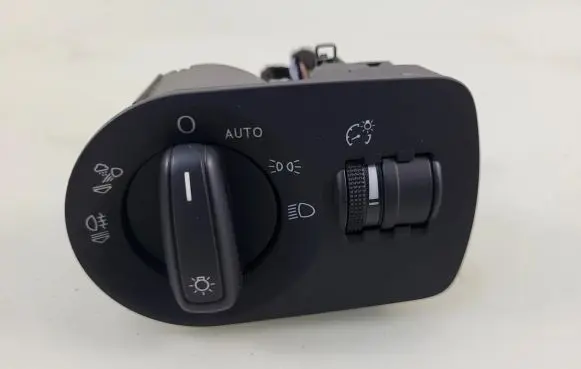 Audi Q3 8U Light switch 8P0919093