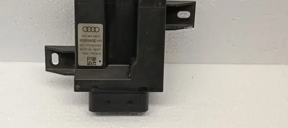 Audi Q7 4L Fuel injection pump control unit/module 4H0906093C