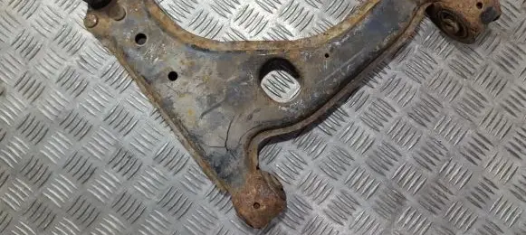 Opel Astra H Front lower control arm/wishbone