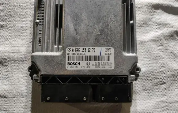 Mercedes-Benz E W211 Engine control unit/module A6461531279 0281011070