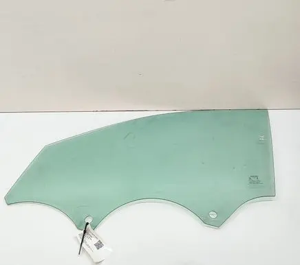 Peugeot 3008 III Front door window glass four-door 9839758880