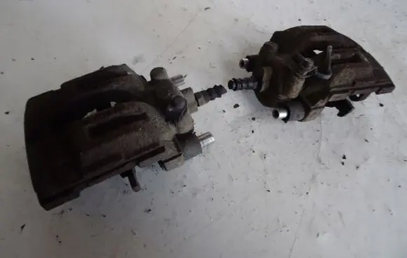 BMW 1 E81 E87 Rear brake caliper