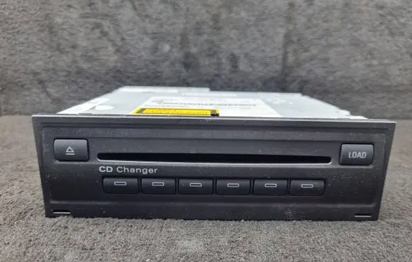 CD/DVD changer
