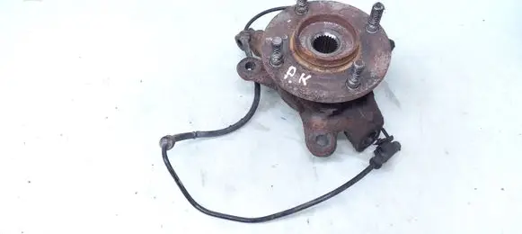 Mitsubishi Colt Front wheel hub spindle knuckle