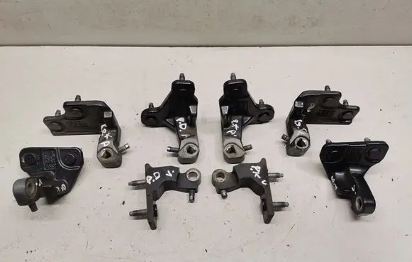 Front door hinge set