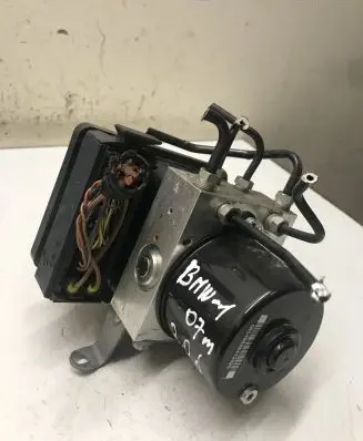 BMW 1 E81 E87 ABS Pump 6784764