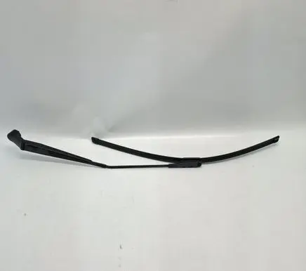 Mercedes-Benz R W251 Front wiper blade arm A2518200144
