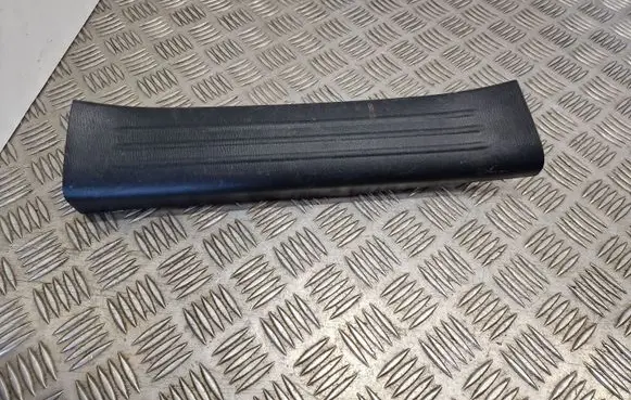 Mazda CX-5 II Rear sill trim cover KB7W68730
