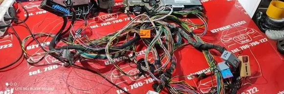 Audi A4 S4 B5 8D ESP acceleration yaw rate sensor 0265005206 4D0907657