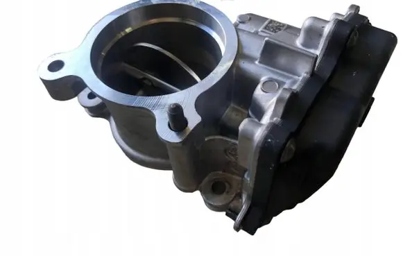 Audi A6 S6 C4 4A Throttle body valve 05L128063E