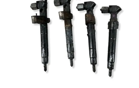 Mercedes-Benz C W204 Fuel injectors set A6510704987 23342997