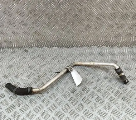 Volkswagen Touareg II Engine coolant pipe/hose 7P0819926C