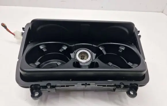 BMW 5 F10 F11 Cup holder front 9241714