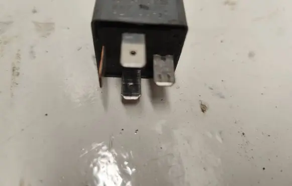 Audi A4 S4 B5 8D Other relay 8D0951253A