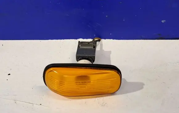 Saab 95 - 96 Front fender indicator light 9124132
