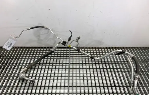 Hyundai Tucson TL Air conditioning (A/C) pipe/hose 
