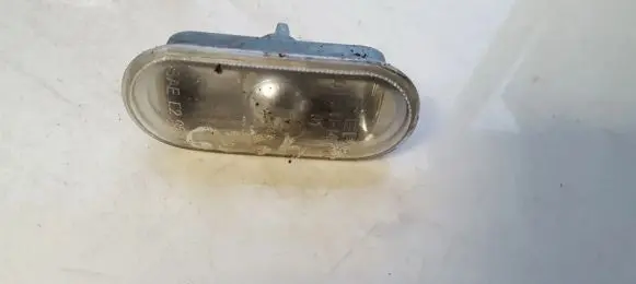 Volkswagen Golf III Front fender indicator light 084411406nf 08-441-1406n-f