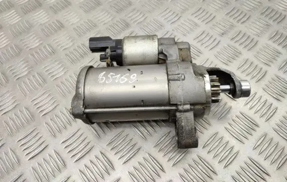 Audi A4 S4 B9 Starter motor 06L911021 0001172402