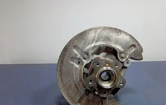 BMW X5 G05 Front wheel hub spindle knuckle 6876653