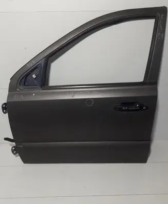 KIA Sorento Front door