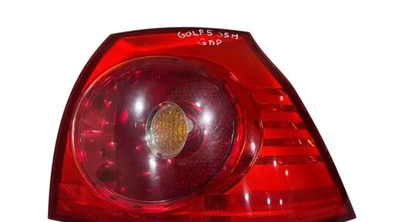 Volkswagen Golf V Rear/tail lights 4VFX13404AA