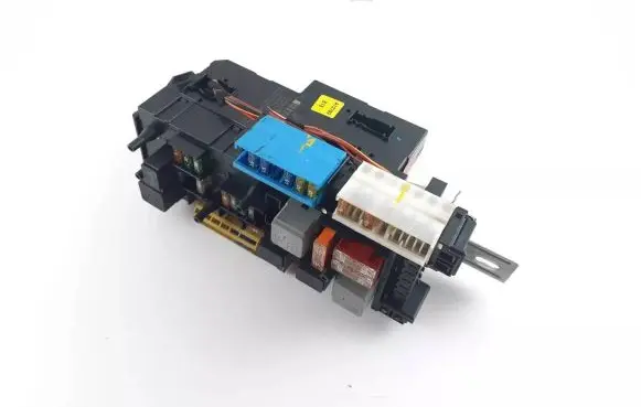 Mercedes-Benz GLK (X204) SAM control unit 2049009101 2049011901 2129024301