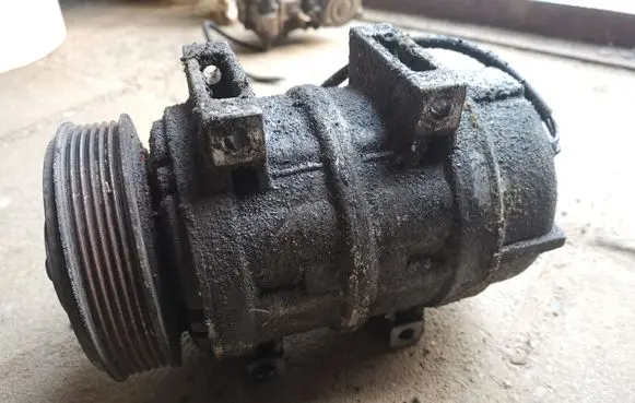 Volvo S80 Air conditioning (A/C) compressor (pump)