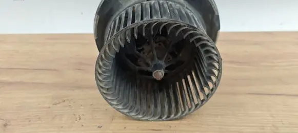 Skoda Octavia Mk2 (1Z) Heater fan/blower 1K1819015