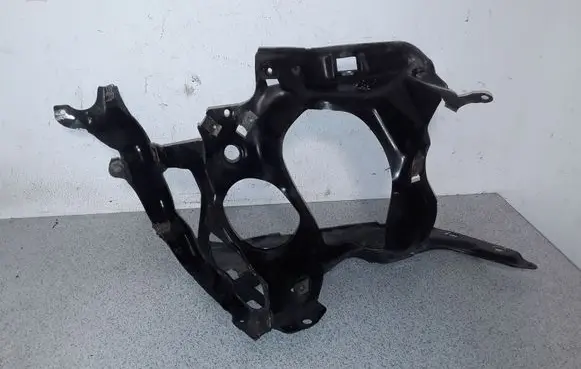 BMW 7 E65 E66 Radiator support slam panel bracket 51717022967 7022967