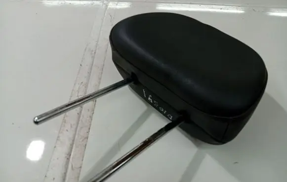Mini One - Cooper R50 - 53 Front seat headrest 