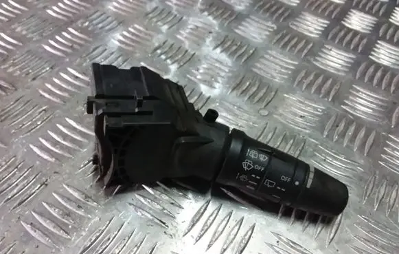 Nissan Primera Wiper control stalk 25260