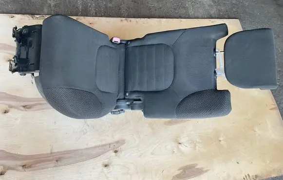 Nissan Pathfinder R51 Rear seat 