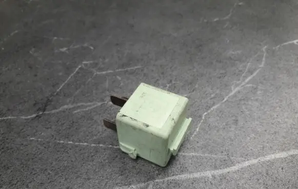 BMW X5 F15 Fuel pump relay 61368366600
