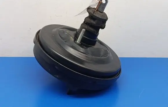 Opel Combo C Brake booster 13101485QG
