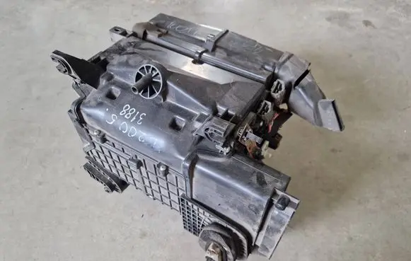 Mitsubishi L200 Interior heater climate box assembly 7801A796