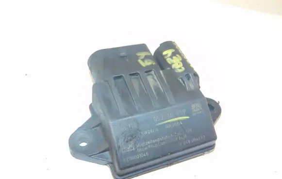 Mercedes-Benz R W251 Glow plug pre-heat relay A6421532279 A6429005701 A6421533779