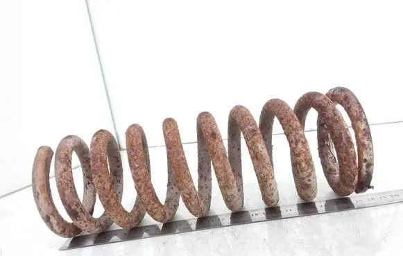 Mercedes-Benz E W124 Rear coil spring