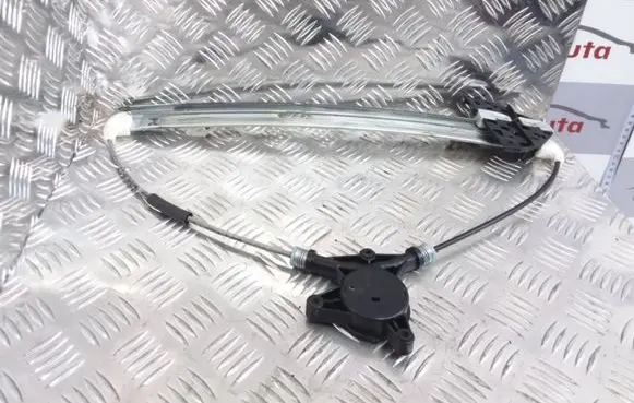 Mazda 6 Front window lifting mechanism without motor
