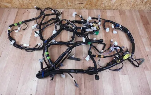 Mazda 3 III Tailgate/trunk wiring harness BPN367060