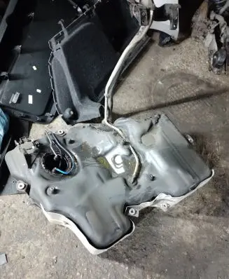 Skoda Superb B8 (3V) Fuel tank 