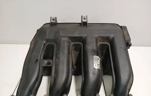 BMW 1 E81 E87 Intake manifold