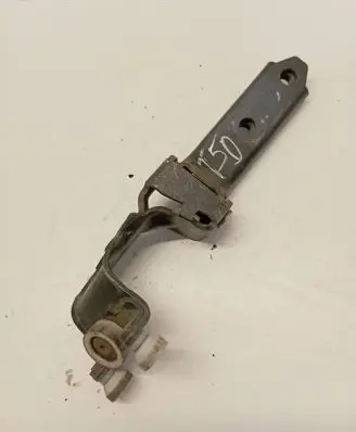 Volkswagen Transporter - Caravelle T5 Sliding door middle roller runner 7H0843336A