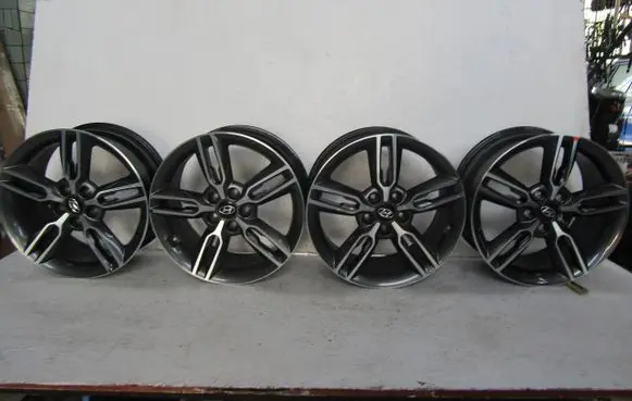 Hyundai i30 R18 alloy rim 52910A6600