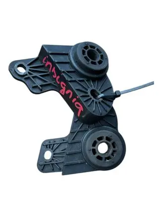 Radiator support slam panel bracket