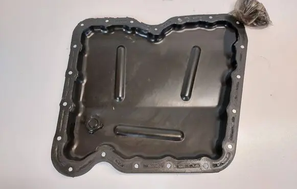 Renault Laguna III Oil sump 8200795039 D11323B